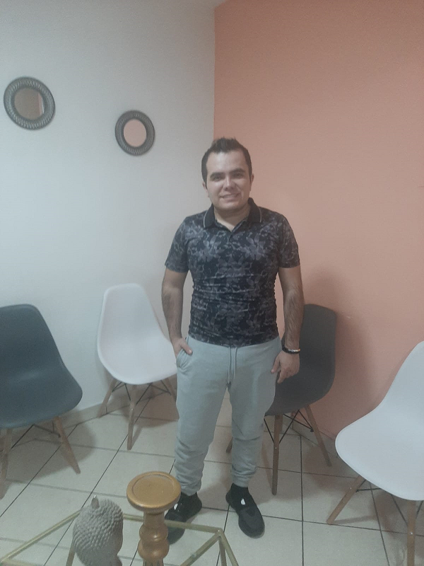 Dr. Gamaliel Valdés, un doctor con carácter humanista y consciente.