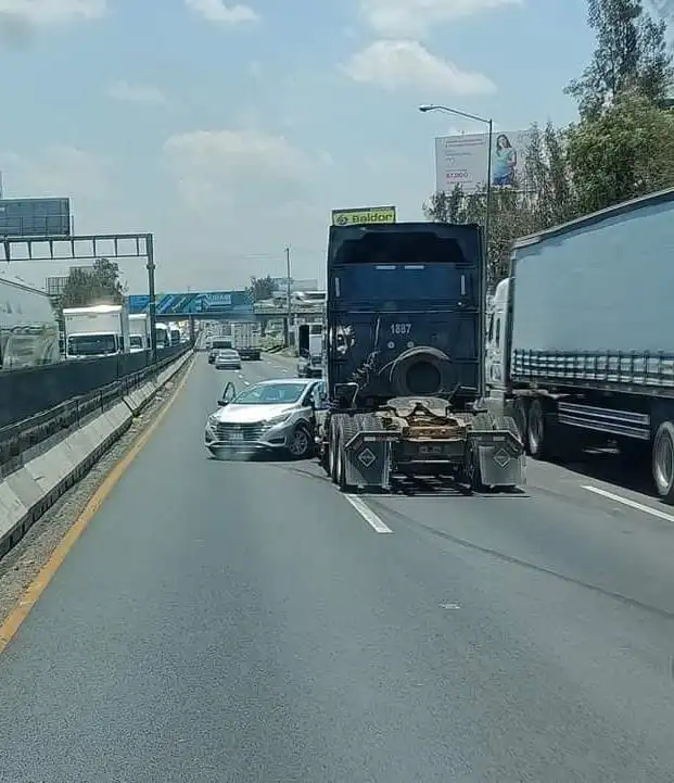En Tecámac Edoméx operativo, hay Detenidos por Usurpación de Funciones y Arma Prohibida en Autopista México- Pachuca