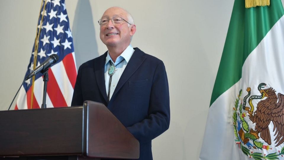 Reconoce Ken Salazar trayectoria de Joe Biden Imagen