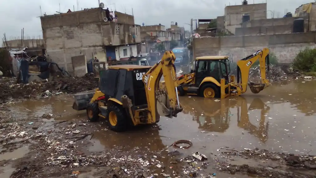 Atiende Fractura del Canal río de la Compañía el Gobierno de Chimalhuacán Edoméx