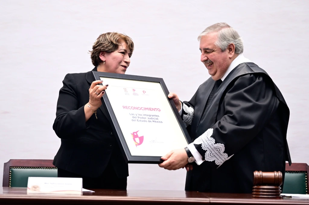 HabráReforma Integral a la Constitución del Estado de México, afirma Gobernadora Delfina Gómez Álvarez en e ntrega de Preseas PJEdoméx