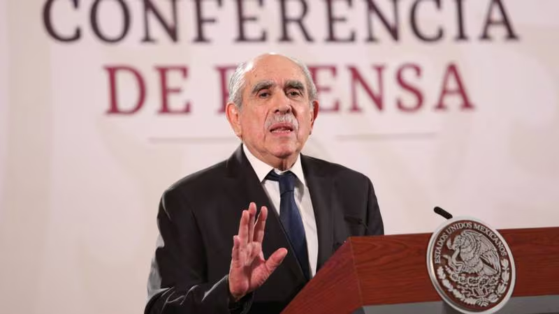Hospitalizan de emergencia al Titular de la UIF, Pablo Gómez por taquicardia