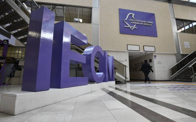 IECM recibe reconocimiento por capacitar a su personal