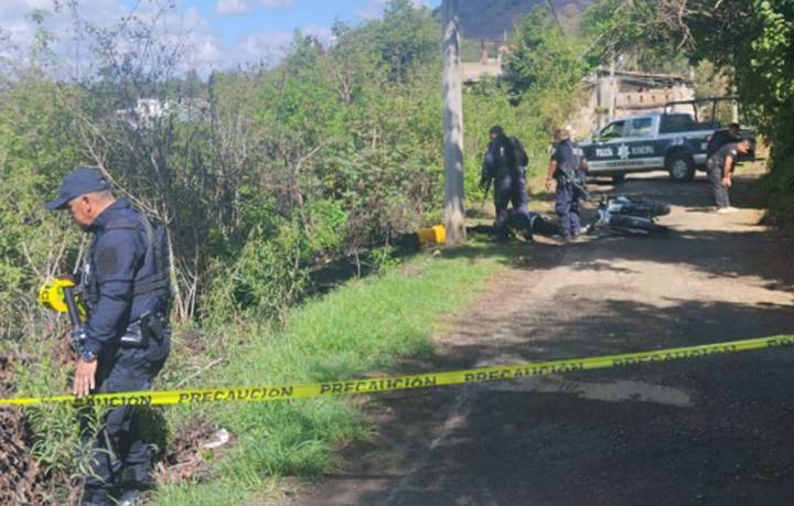 Delincuentes ejecutan a balazos a una familia en Tenancingo