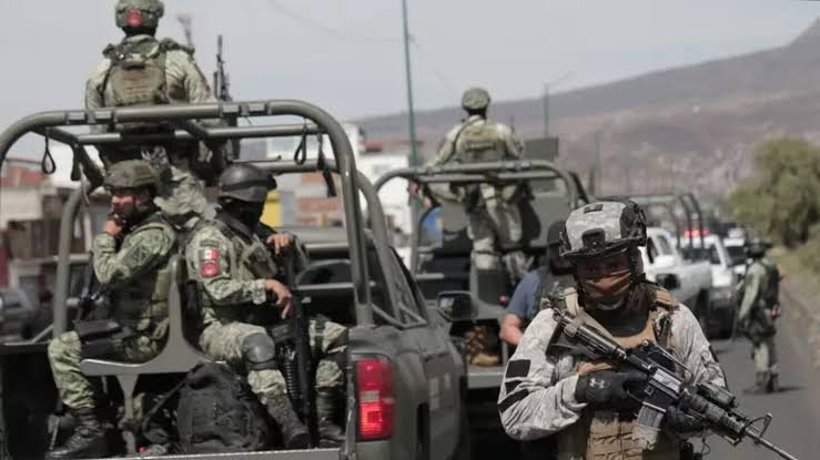 Enfrentamiento entre civiles armados y el Ejército deja siete miembros del CJNG abatidos en Michoacán