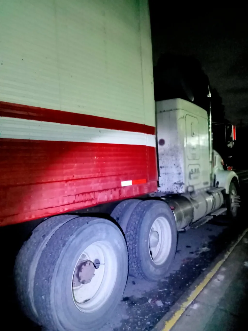 Se llevaban Cargamento con Valor de medio millón de pesos en Xonocatlán Toluca Edoméx