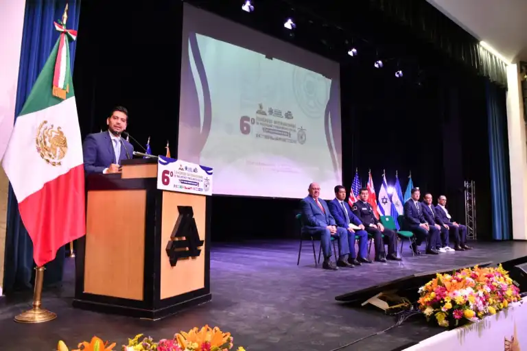 Impulsa Adolfo Cerqueda la Creación de Policía Metropolitana para Seguridad del Valle de México