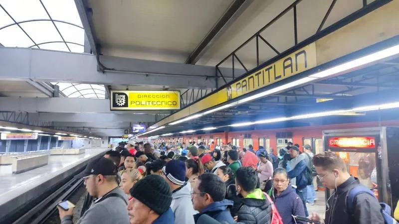 Usuarios del Metro, Actualización del Estado de las Líneas y Afluencia de hoy por la mañana en la CDMX