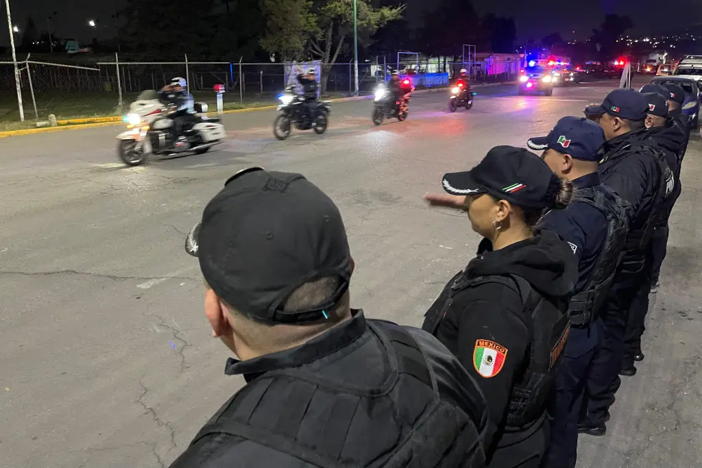 Despliega en Ecatepec Edoméx a 2,500 policías para garantizar la seguridad en 959 escuelas durante el regreso  a clases