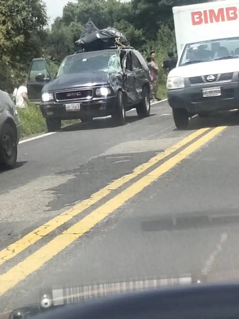 En Delicias Edoméx fuerte accidente de dos Vehículos se Vieron Involucrados