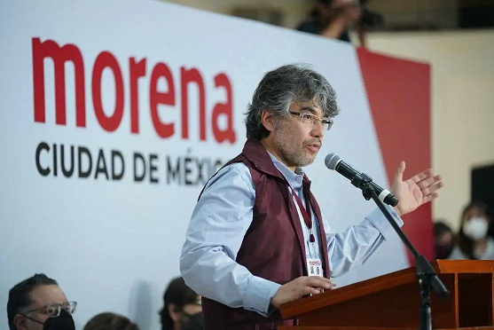 Coordenadas Políticas/Martín Aguilar/Un ojo al gato y otro al garabato