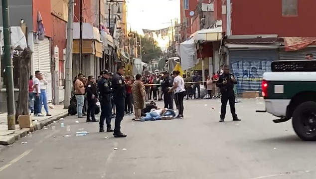 Ejecutan a sujeto e hieren a su acompañante en Naucalpan