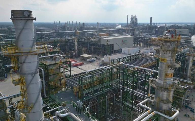 La refinería Olmeca alcanzará su máxima capacidad en este mes: Pemex