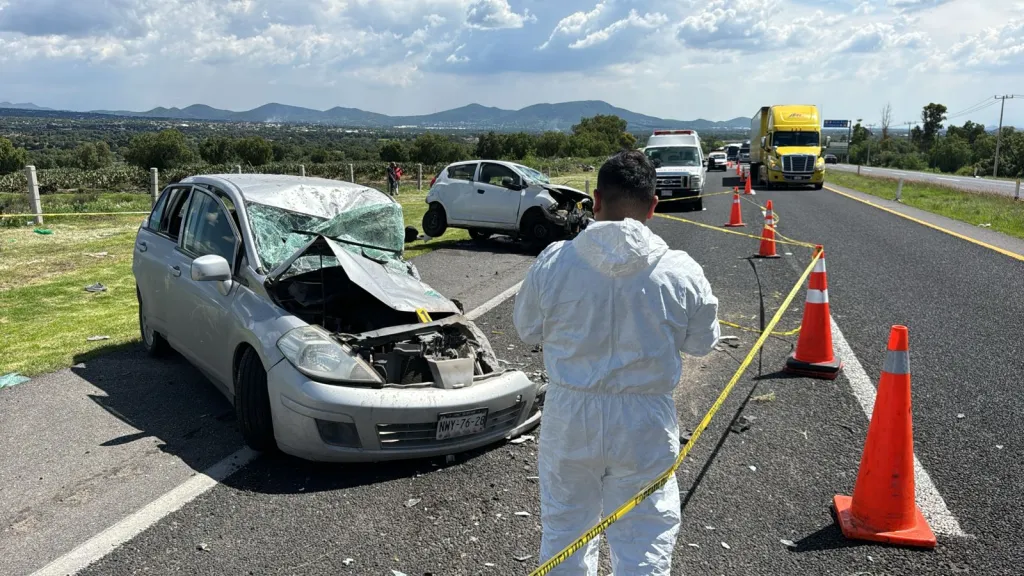 Muere Mujer y Hombre resulta herido en Accidente de Tránsito en Carretera  México Tulancingo Edoméx