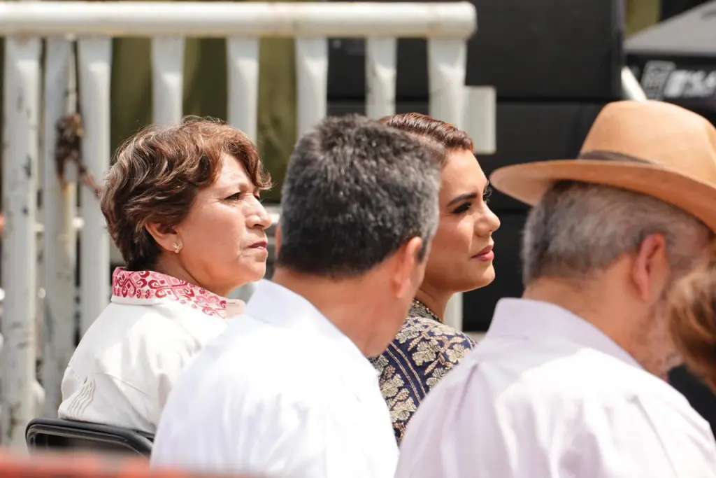 la Gobernadora Delfina Gómez Álvarez  agradece el legado histórico que deja el Presidente Andrés Manuel Lóp ez Obrador para el pueblo mexiquense