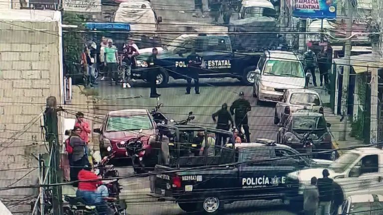 Un Muerto y dos  Detenidos, Balacera en Coppel de Ecatepec Edoméx deja