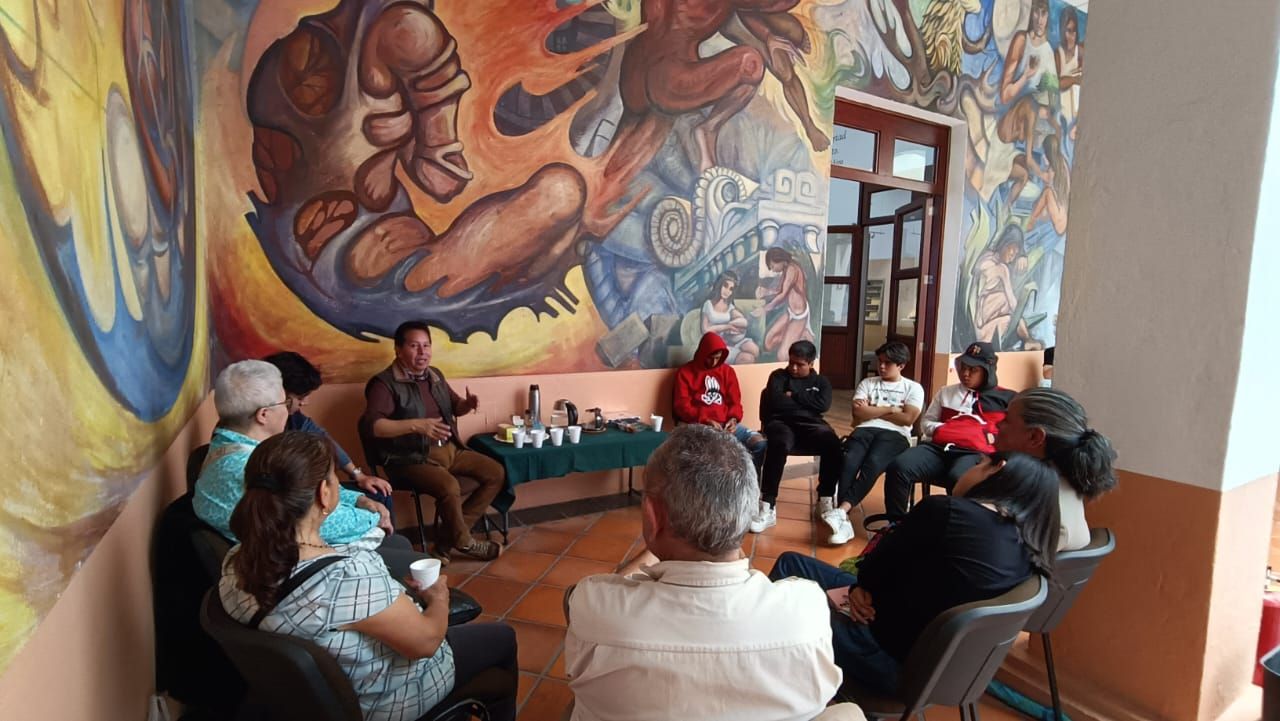En Texcoco Edoméx Difunden historia y Cultura en Pláticas de café en el Museo en la ’Casa del Constituyente «