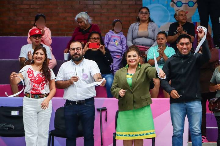 Brugada y Basulto inauguran la alberca semiolímpica “Rebeca” en Iztpalapa