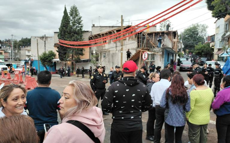 Reparan 33 viviendas afectadas en el Capulín por obra del Insurgente