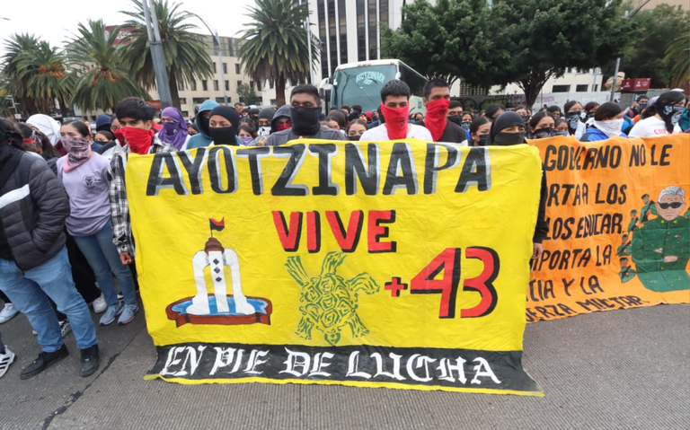 Restos humanos no coinciden con los normalistas de Ayotzinapa: Tercer informe
