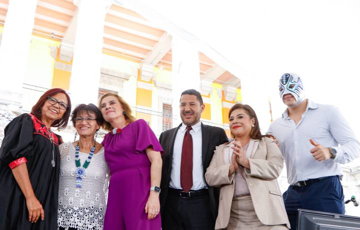 Batres, Brugada y Aczino clausura Fandango por la lectura