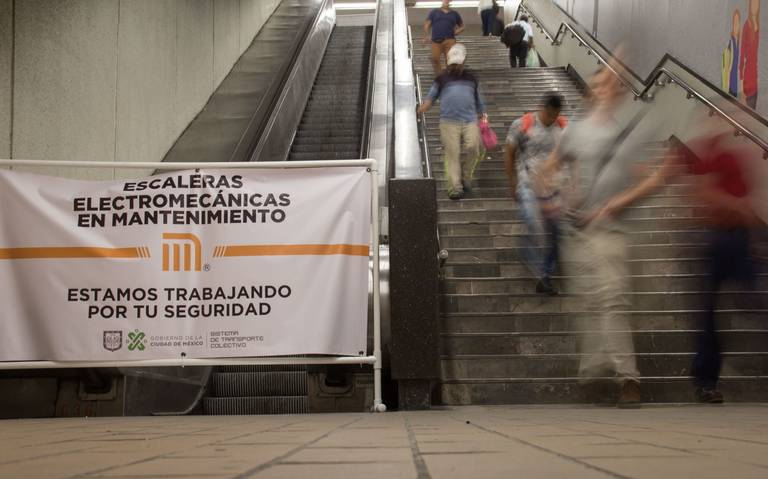 Diputada panista, Claudia Pérez que las escaleras mecánicas en la Línea 7 del metro no funciona