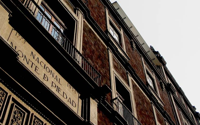 Empleados del Monte de piedad acusan al líder sindical, Gerardo Ríos de querer manipularlos