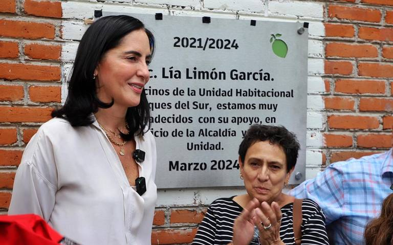 Vecinos de Álvaro Obregón reconocen la labor de Lía Limón