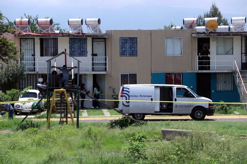 Ejecutan a sujeto dentro de su casa de 70 tiros en Chimalhuacán