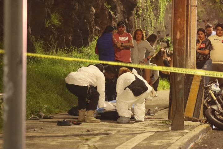 Fallecen dos motociclistas al caer de sus bikers en Coyoacán