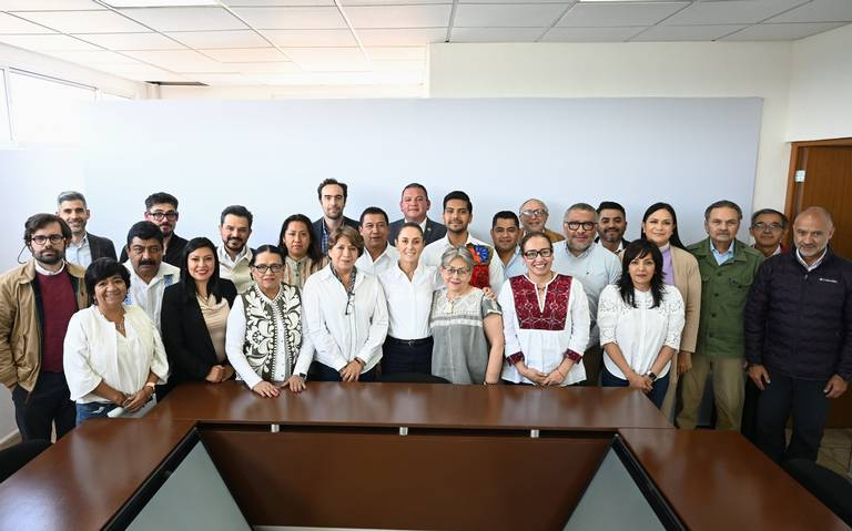 Sheinbaum se reúne con Delfina Gómez y alcaldes electos de la zona oriente