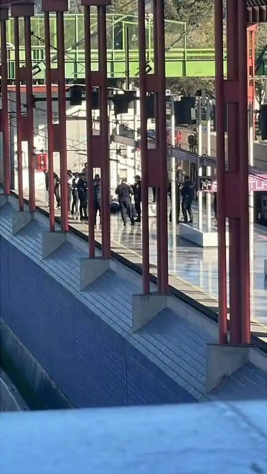 En el Metro Tepalcates CDMX Tragedia: Un hombre de 30 años es asesinado a tiros