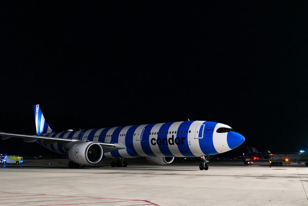 Gobierno de BCS anuncia el inicio de operaciones del vuelo directo Alemania- Los Cabos