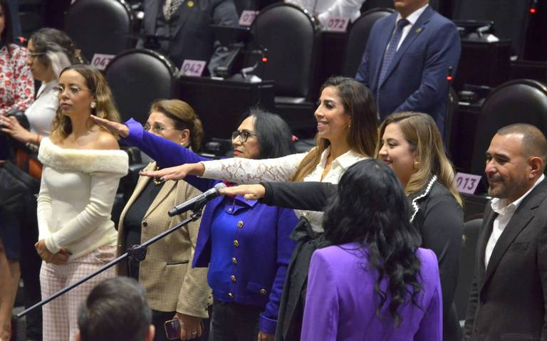 Marybel Villegas rinde protesta como diputada federal