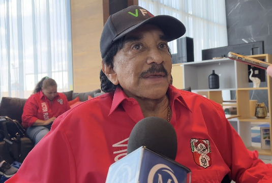 Ferrocarrileros le reclaman al gobierno federal la Toma de Nota de Víctor Flores y exigen revocarla