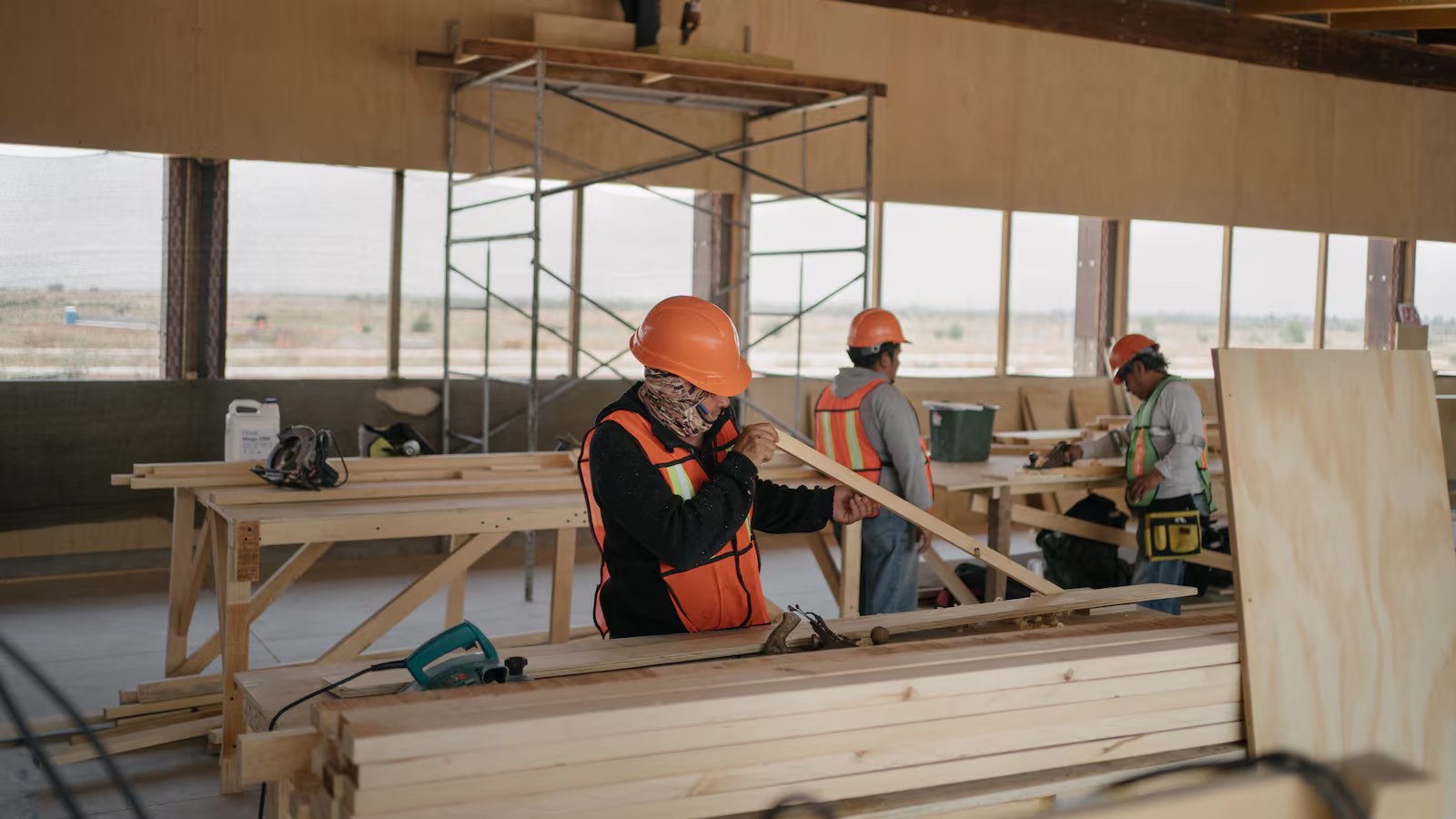 La industria se estanca ante el debilitamiento de la construcción