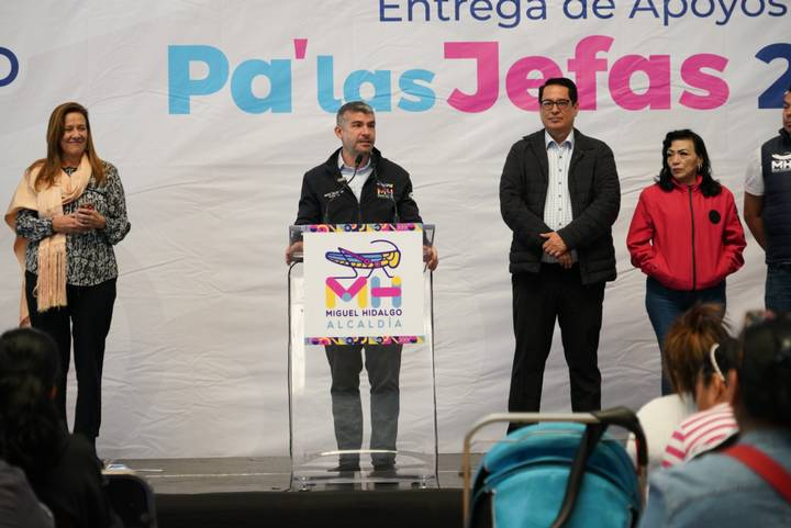 Tabe entrega apoyos de 15 mil pesos en tres etapas para las Jefas de Familia