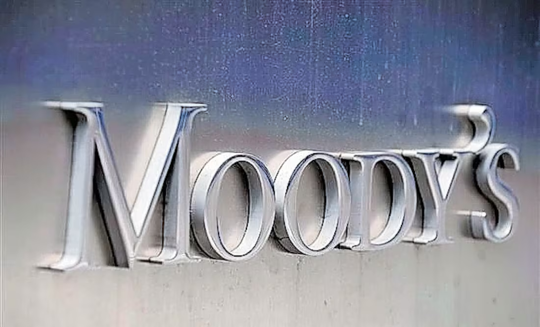 Moody´s cambia la perspectiva de México de estable a negativa por la reforma judicial
