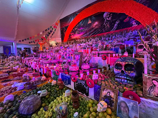 Ofrenda monumental de Día de Muertos en Mixquic rompe Récord Guinness