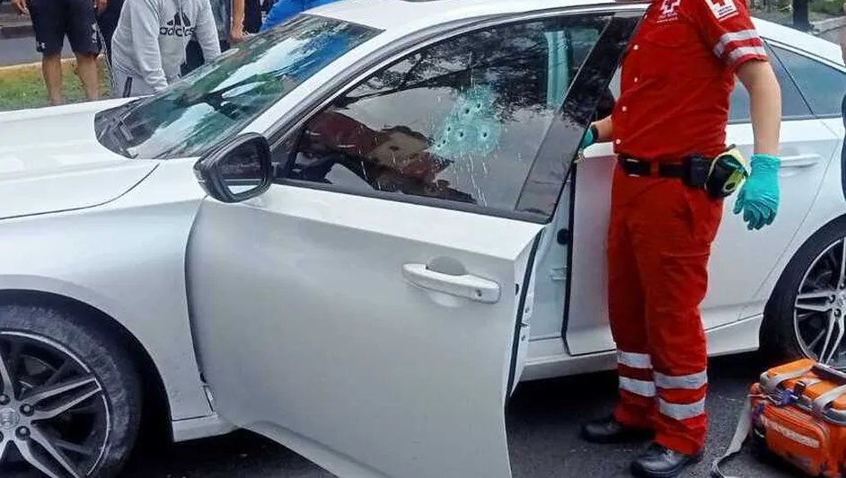 Ejecutan a automovilista frente a su hija