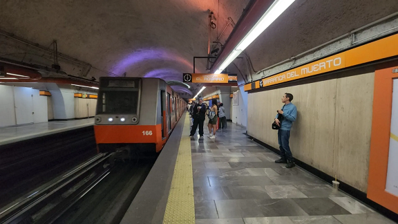 Congreso de la CDMX aprueba prórroga para la modernización de la línea del Metro