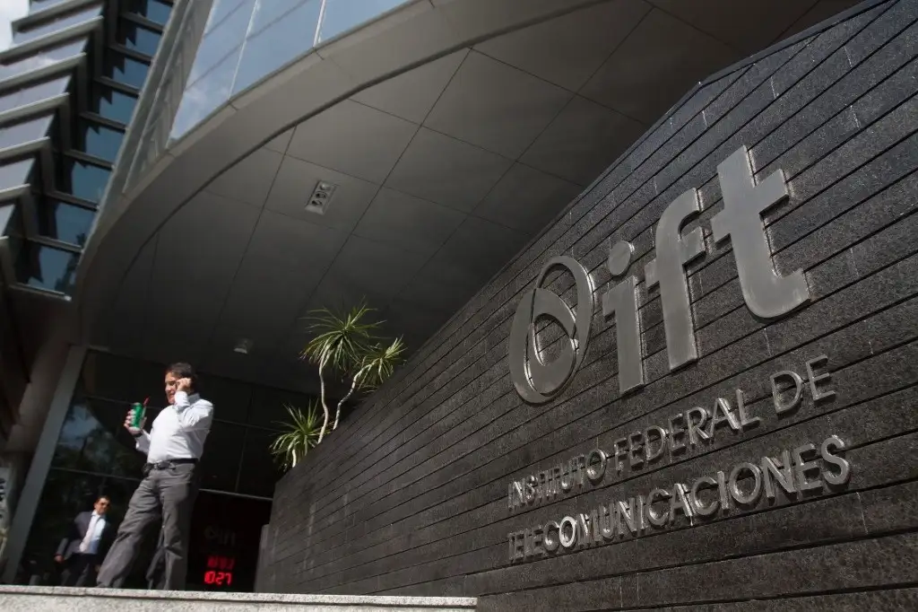 FT quiso regalar concesiones, pero no procederán: Sheinbaum