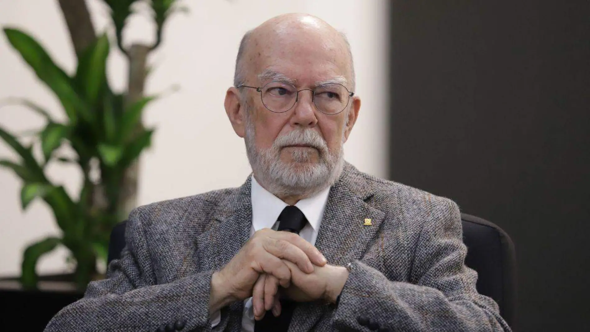Destruir un siglo de legado fue tan fácil que sorprenda que no ocurriera antes: Alcántara Carranca