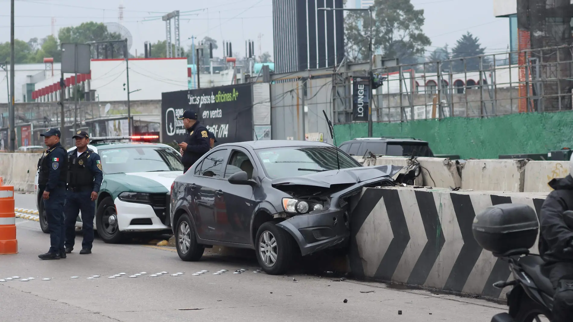 Fallece automovilista prensado tras aparatoso choque en la México-Toluca