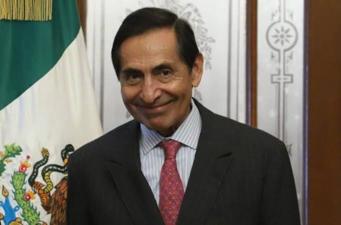 Ramírez de la O renuncia como titular de Hacienda