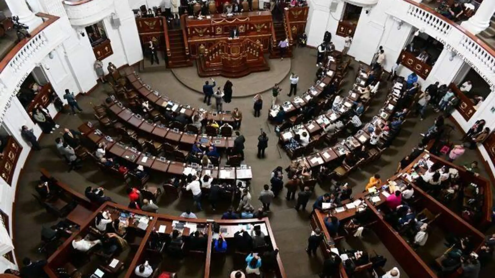 Congreso de la CDMX instala módulos legislativos para la atención a las mujeres