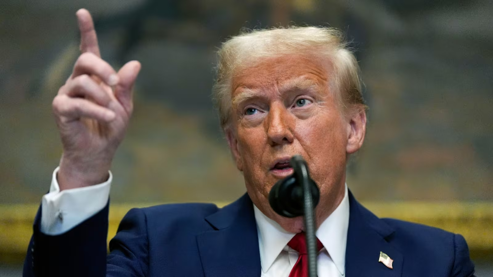 La designación de nombrar terroristas a los carteles mexicanos, afectará a la banca comercial