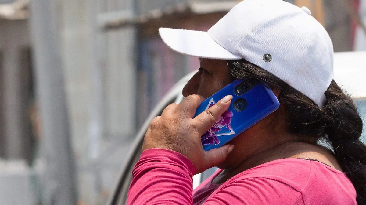 Usuarios hacen menos recargas telefónicas