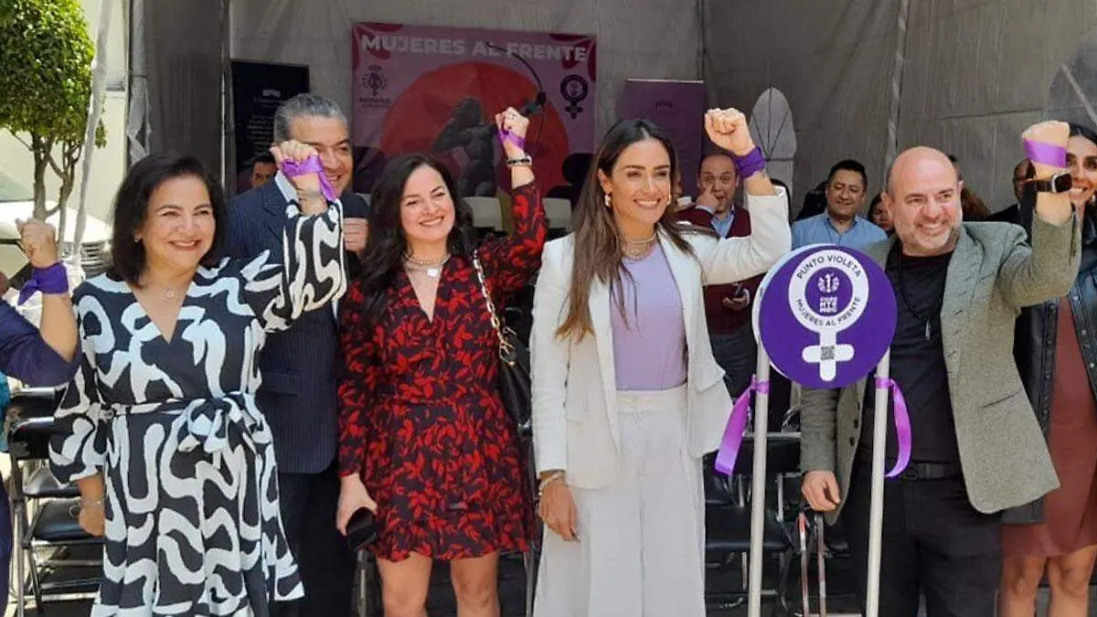 Rojo de la Vega crea tres Puntos de Violeta en la Colonia Juárez, serán 300