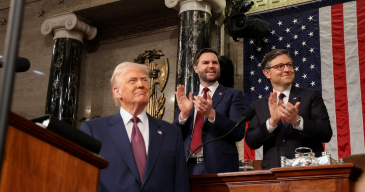 Reviven Plan Fiscal de Trump para gravar impuestos a remesas